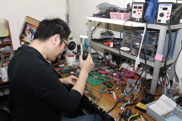 电脑灯维修_台式电脑故障维修_电脑故障解决方法