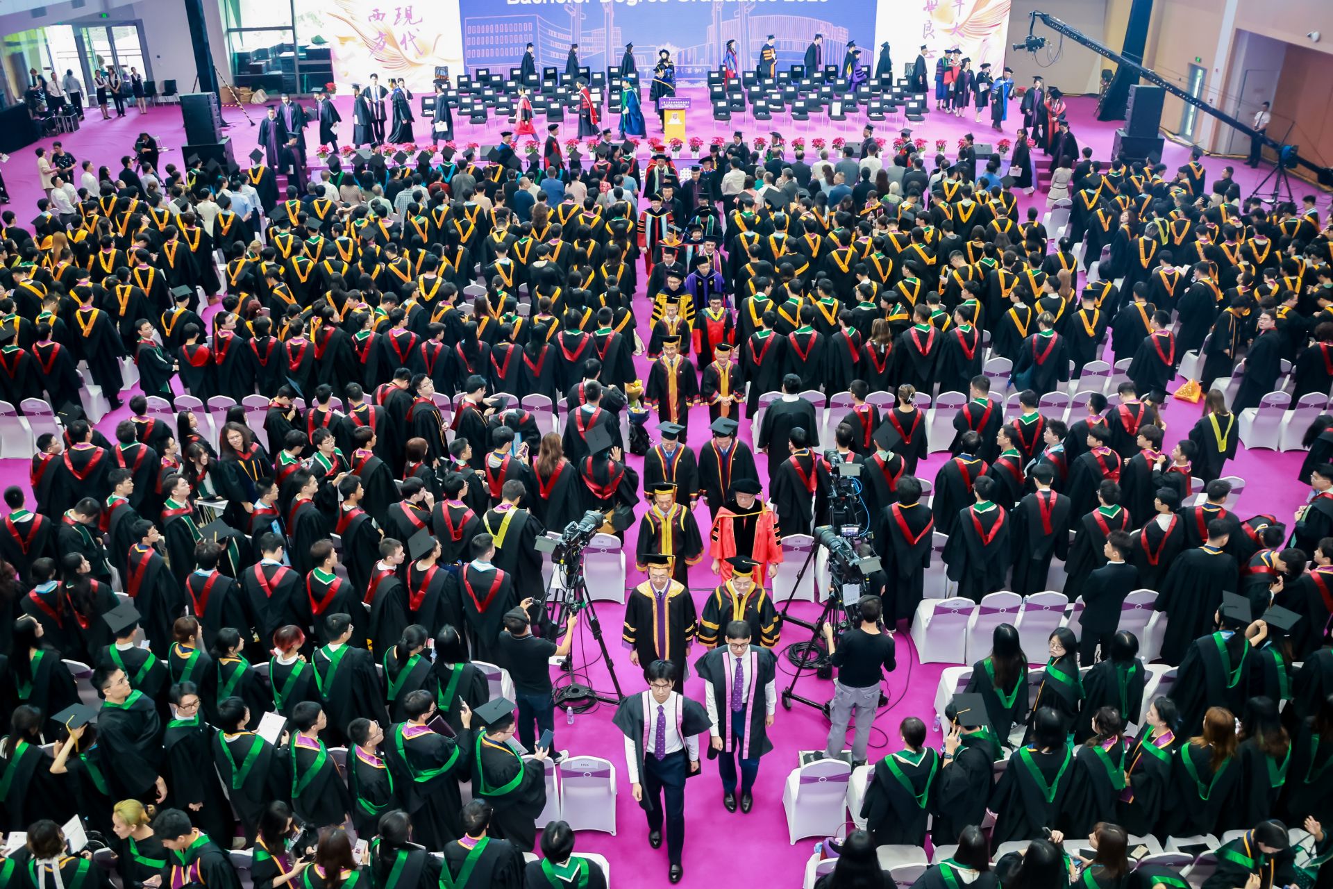深圳大学毕业生就业去向_香港中文大学（深圳）2025届本科毕业典礼_香港中文大学深圳