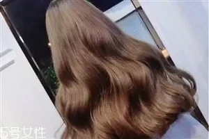 怎么用卷发棒卷蛋卷_水波纹卷发注意事项_水波纹卷发棒教程