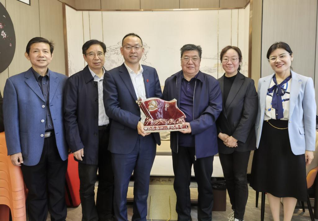 河南校友会发展_西安交通大学校友_西安交通大学校友会合作