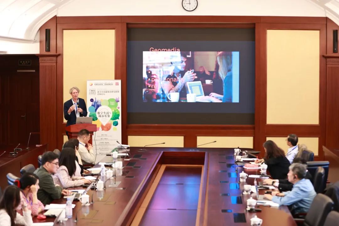 复旦大学信息与传播研究中心_中国传播学发展历程_新闻传播学 黄旦