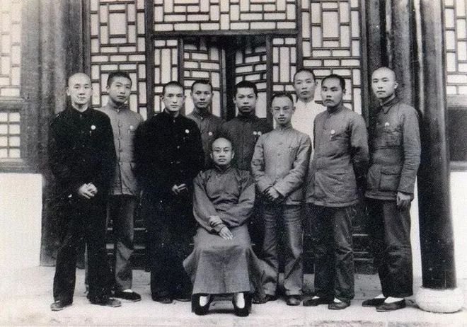 汉语翻译古代英语的软件_古代汉语与英语翻译_汉语翻译古代语言