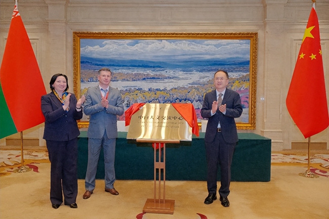 北京外国语大学学生_中国教育对外开放_北京外国语大学国际合作