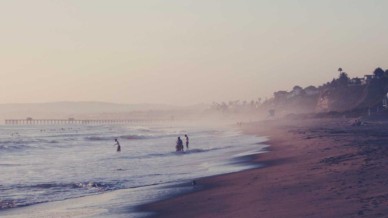 英语语言文学学硕考研_英语专业跨考新闻传播学_商务英语专业考研跨考方向