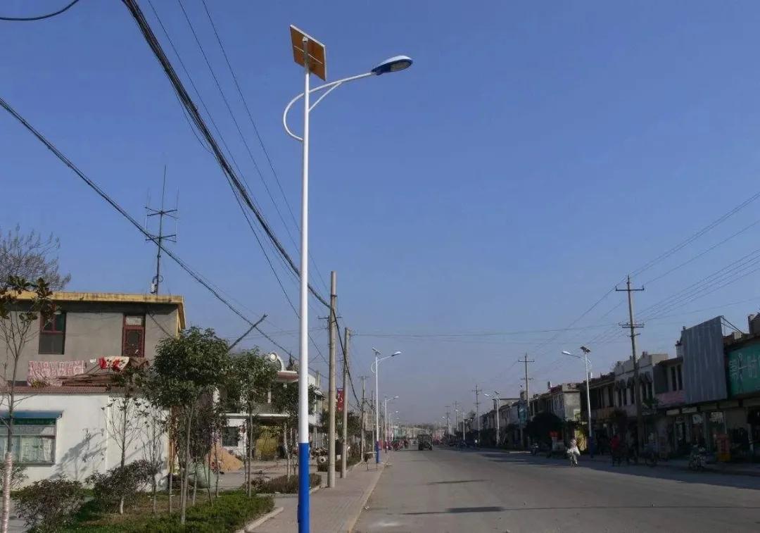 路灯安装过程_大路灯怎么安装_路灯安装大门右侧怎么装