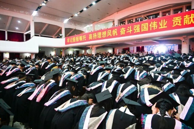 厦门本科毕业生_厦门毕业大学生补贴_厦门大学毕业