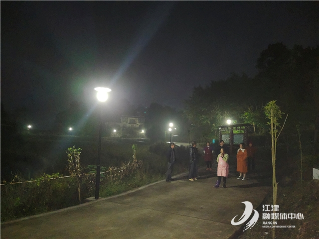 路灯安装大门视频教程图片_路灯安装大门右侧怎么装_大路灯安装