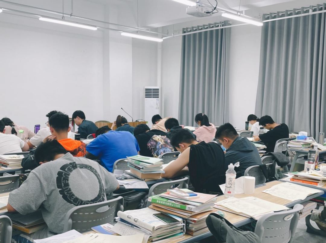 新传考研重点复习内容_新传考研复习方法_传播学考研试题