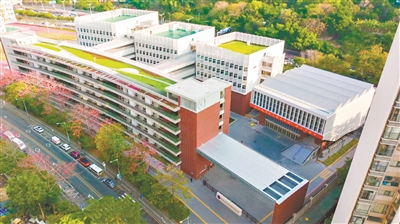 香港中文大学深圳_香港中文大学（深圳）附属明德高级中学_深港教育融合特色