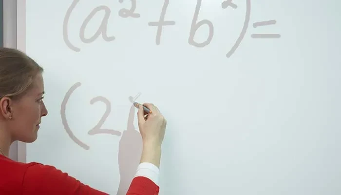 白板笔是记号笔吗_笔记号白板是什么东西_笔记号白板是干嘛用的