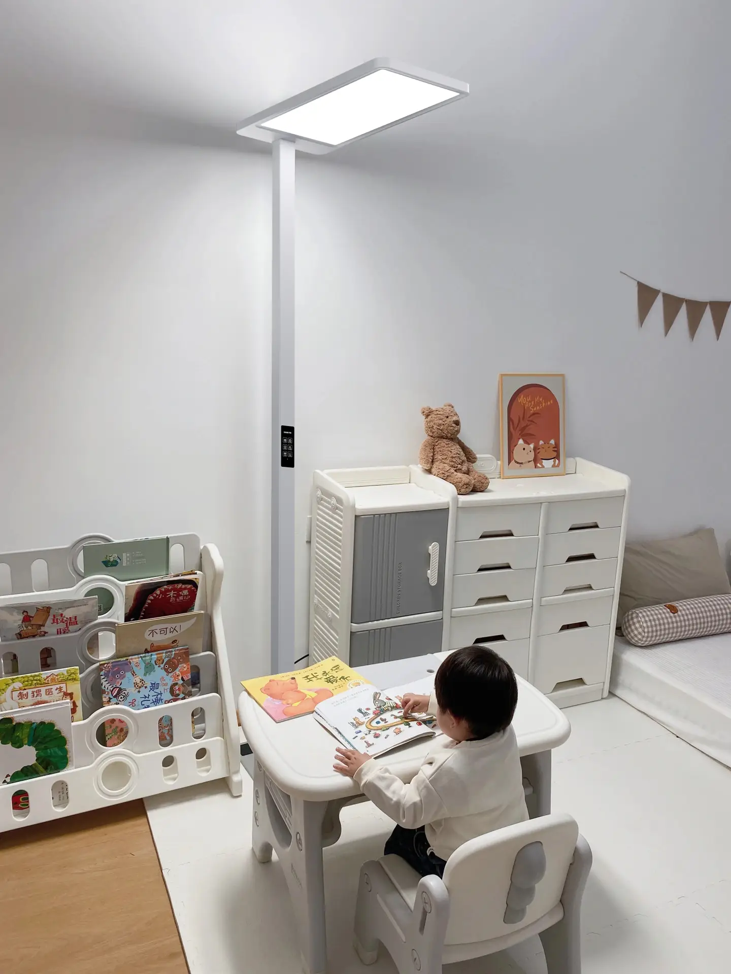 路灯一般多少瓦以及照射范围_路灯一般用的是多少伏的电_大路灯使用