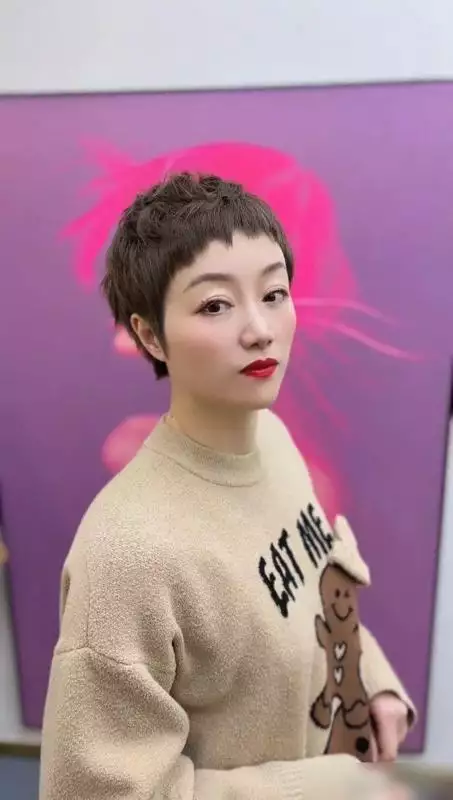 卷发棒要卷多久_卷发棒卷头发需要多长时间_卷棒卷头发需要多少温度