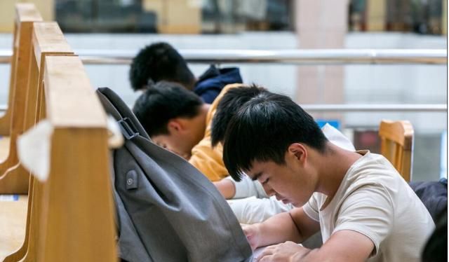 中考分流名校捷径_华侨生联考低分上重本_华侨生联考