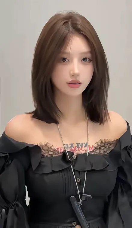 中短发时尚造型_中短发自己卷发棒视频_百变中短发发型搭配
