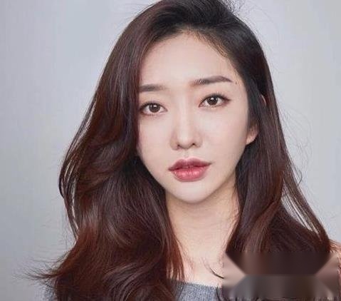 卷发棒卷发护理技巧_卷发棒卷发效果保持方法_卷发棒夹子不紧怎么办