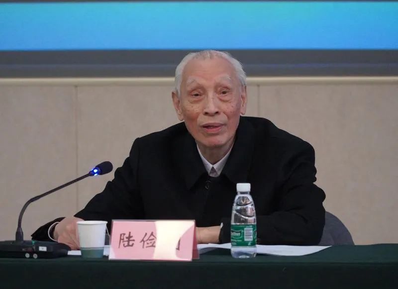 胡壮麟的语言学教程_语言学及应用语言学名著译丛_汉译世界学术名著丛书第二十辑