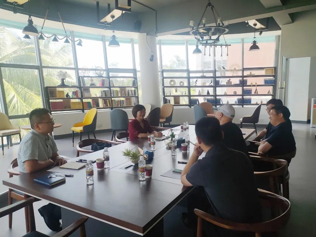 厦门校友回访母校_海南大学校友座谈会_厦门大学校友