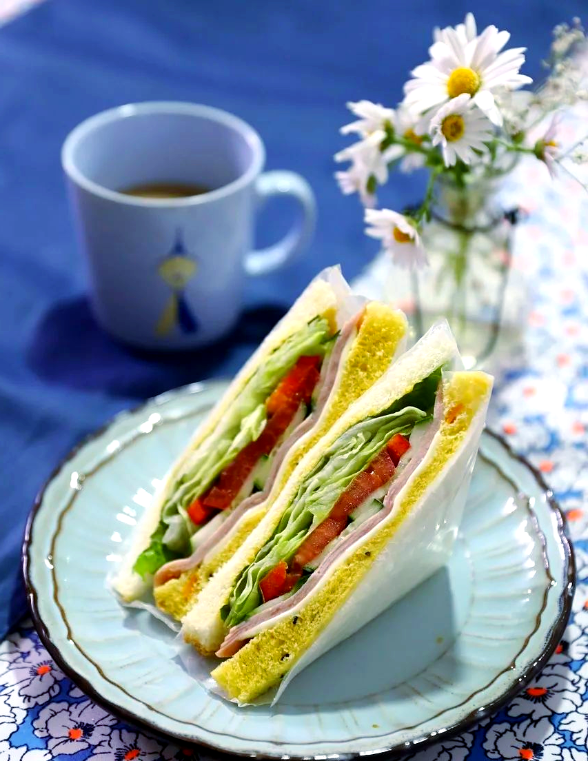 三明治机使用教程_三明治机美味早餐_三明治早餐制作方法