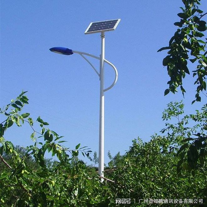 太阳能路灯安装注意事项_太阳能路灯安装过程_大路灯安装