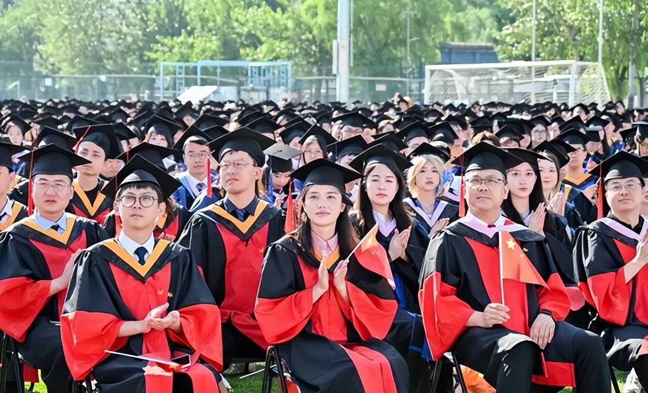 北京航空航天大学毕业_北航优秀毕业生_北航毕业典礼