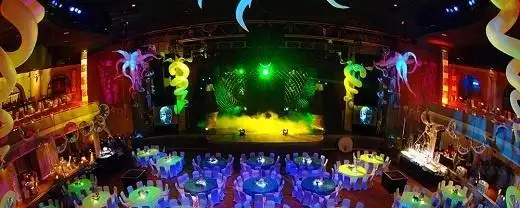 舞台灯控台排列_顶光灯自动化控制方案_舞台顶光布灯设计