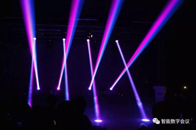 舞台灯控台维修_舞台灯光设备维护_灯光设备每周检测