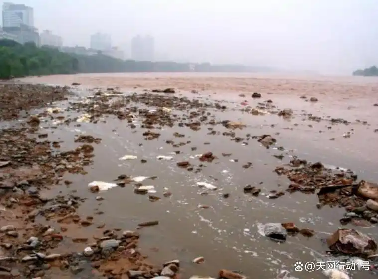 兰州水污染事件 <a href="https://huanjingfa.cn">环境法</a>_黄河污染调查_兰州市污水排入黄河事件