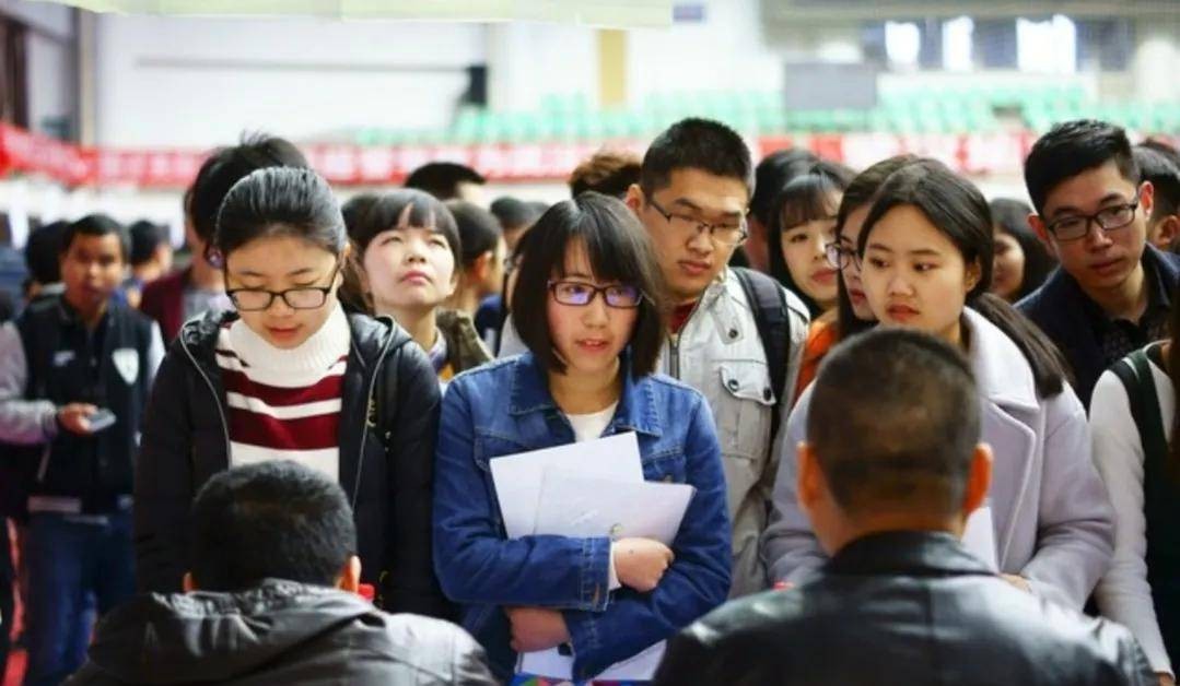 北京师范大学毕业_北京师范大学师资队伍构成_华东师范大学教学理念与风格
