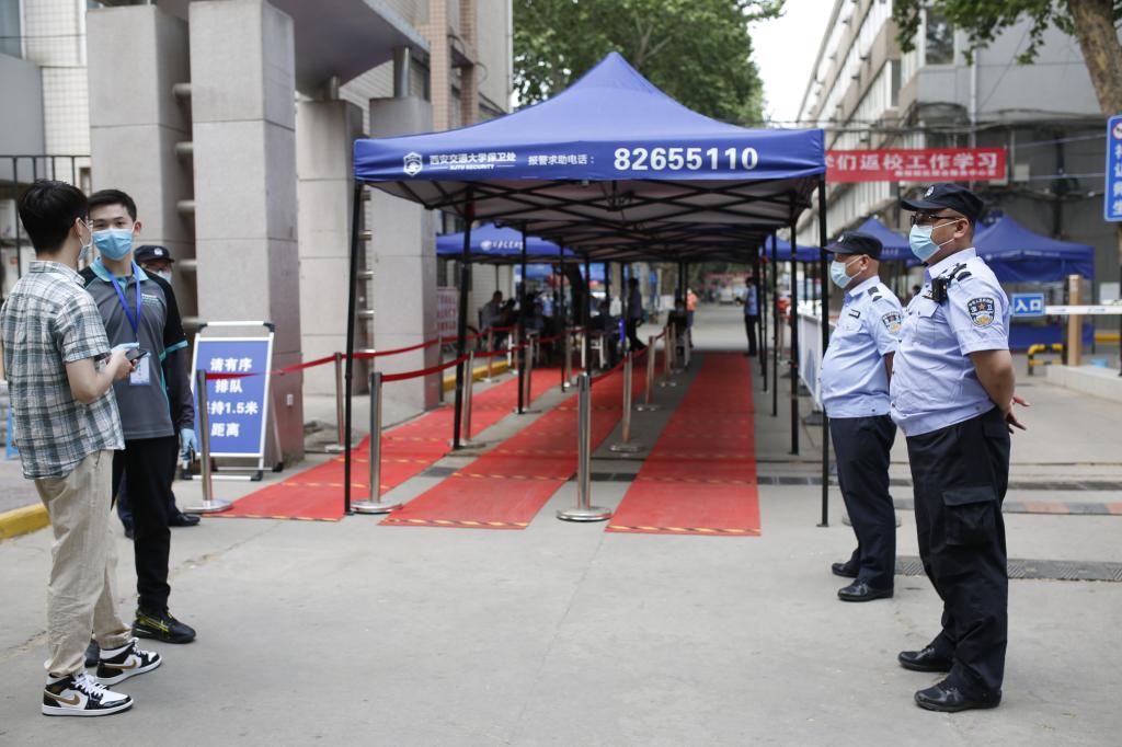 西安交通大学返校复课_西安交通大学疫情防控措施_西安交通大学学生