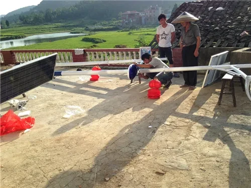 太阳能路灯安装方法_大路灯怎么安装_太阳能路灯安装步骤