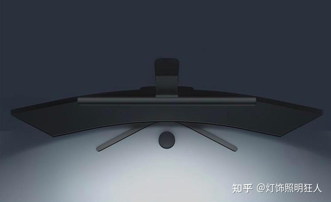 屏幕挂灯与台灯区别_电脑灯使用_屏幕挂灯作用