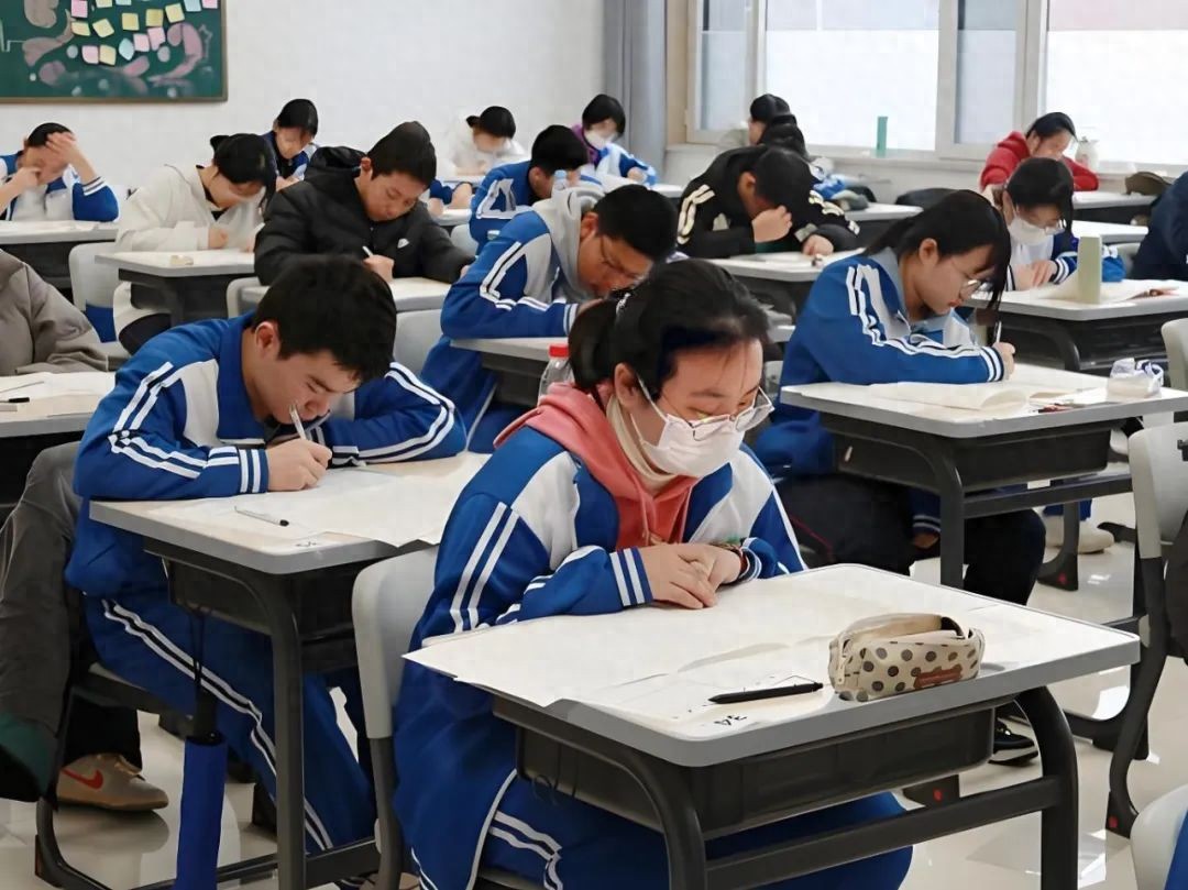 青春期女性避孕药副作用_避孕贴_高考避孕药使用风险