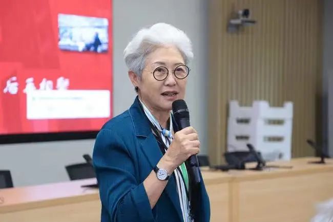北京外国语大学1973级校友返校活动_英语学院50周年庆典_北京外国语大学校友