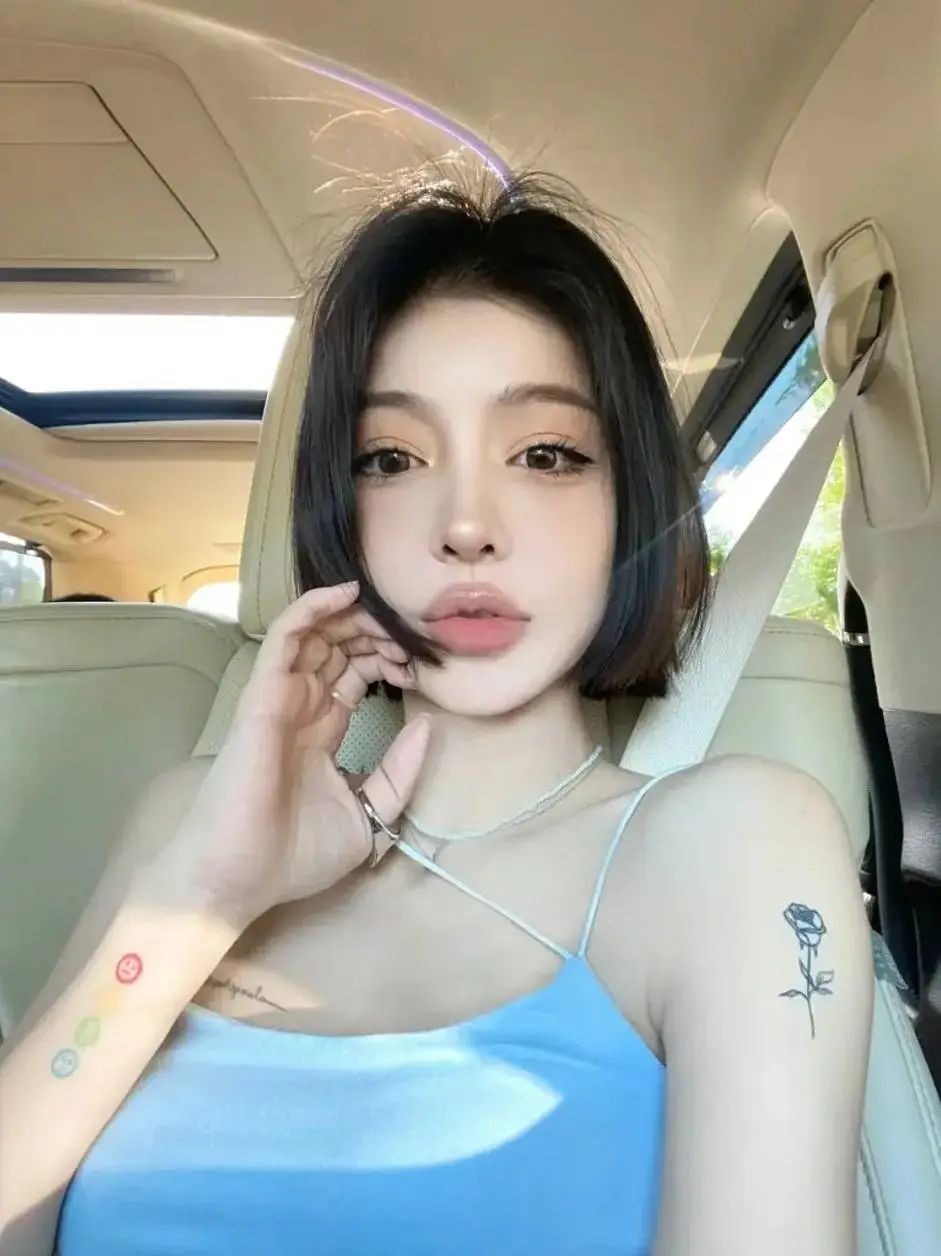 直发波波头适用人群_镜子发型直发波波头_波波头卷发棒教程