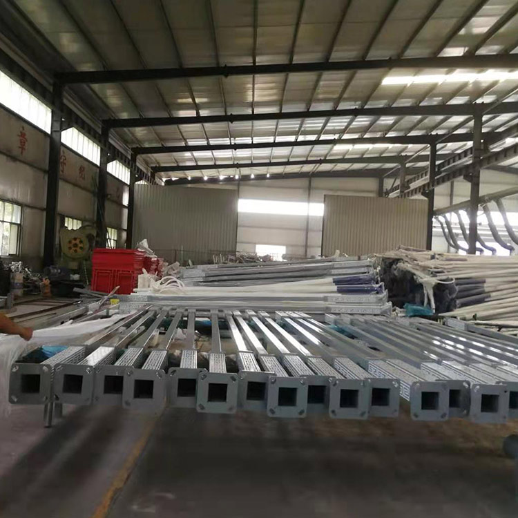 太阳能路灯安装注意事项_大路灯如何安装_LED太阳能路灯安装步骤