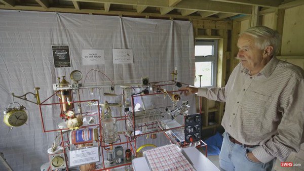 Sunday Morning Breakfast Machine _全自动早餐机_退休飞机师DIY早餐机