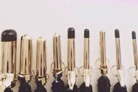 卷发棒尺寸选择_32mm卷发棒视频_理发店烫发骗局