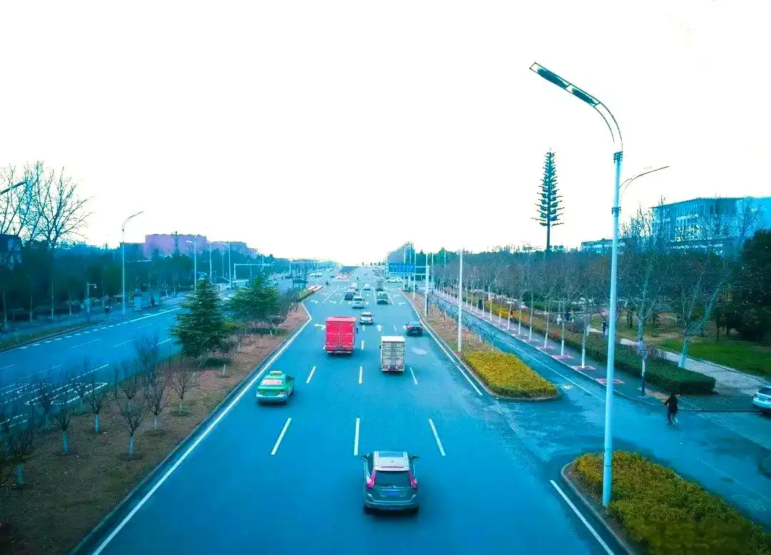 太阳能路灯安装步骤_太阳能路灯地脚笼施工细节_大路灯怎么安装