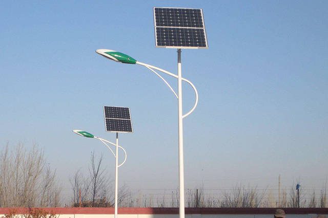 大路灯如何安装_路灯安装大门东好不好_路灯安装大样图