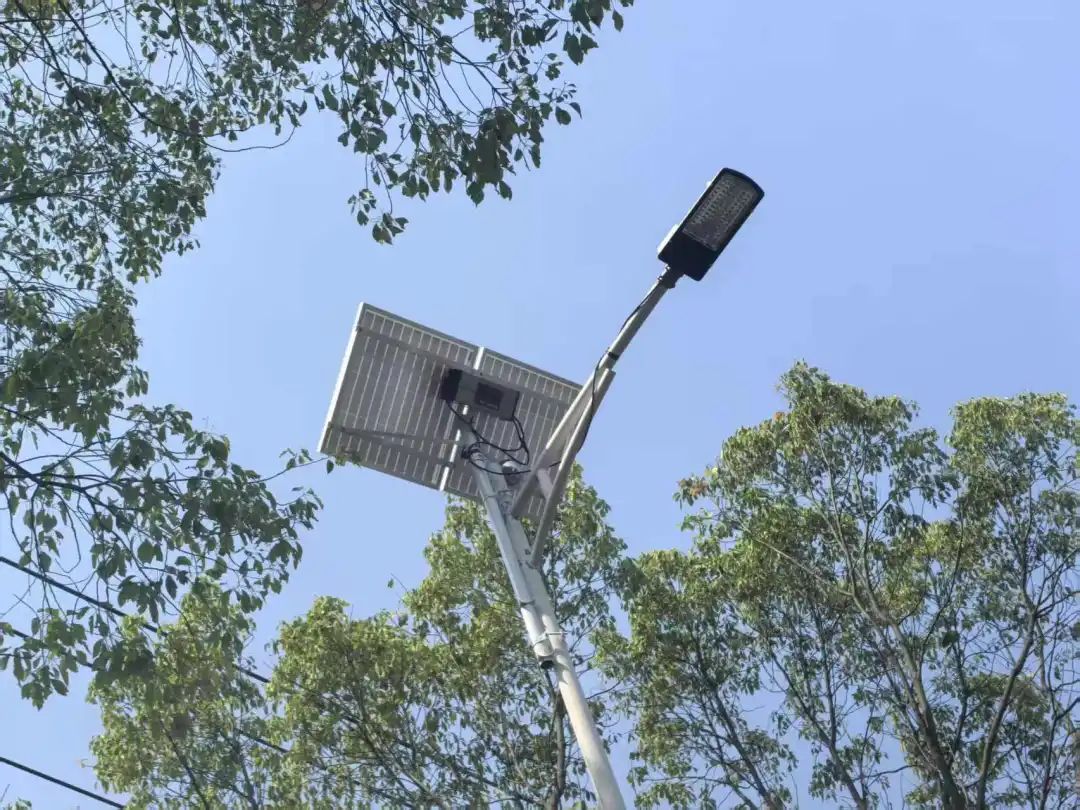 大路灯使用_路灯一般用的是多少伏的电_路灯一般用多少瓦