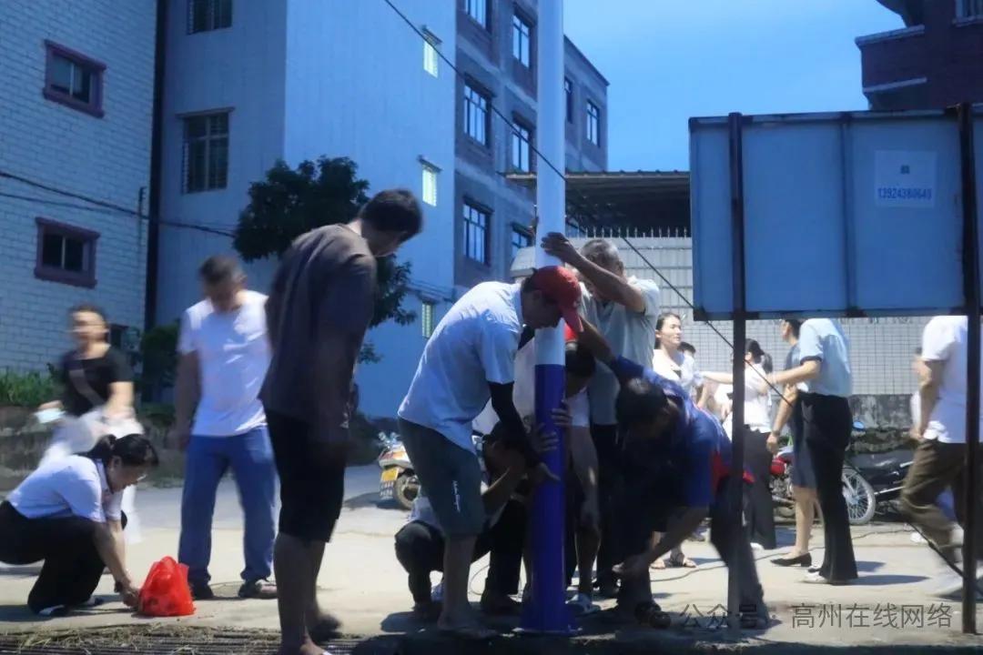 路灯安装大门东好不好_路灯安装大样图_大路灯怎么安装