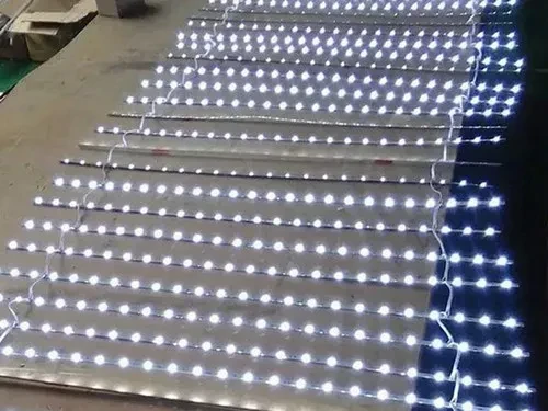 路灯使用年限规范要求_路灯一般多少瓦以及照射范围_大路灯如何使用