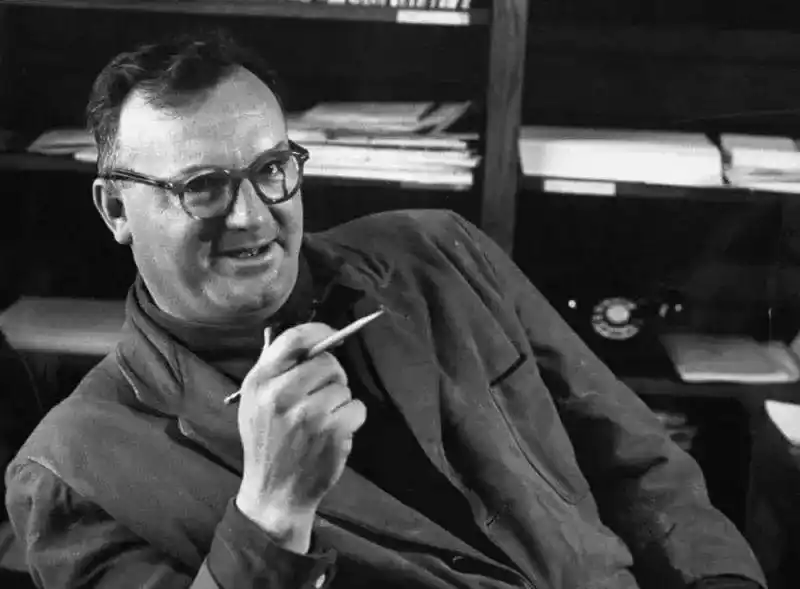 传播学跨学科研究_传播学原理 思考问题_传播学学科身份焦虑