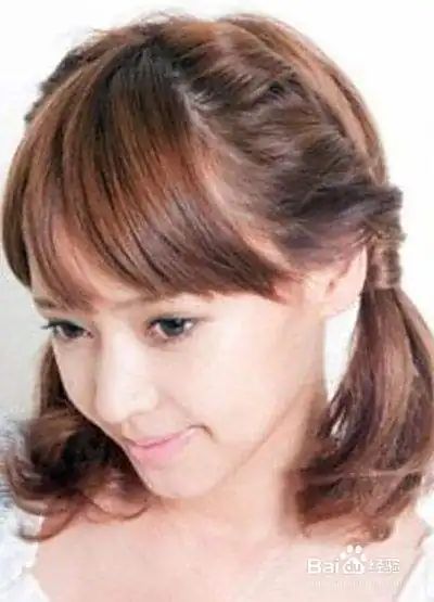 短发怎样使用卷发棒_短发发型教程_短发打理方法