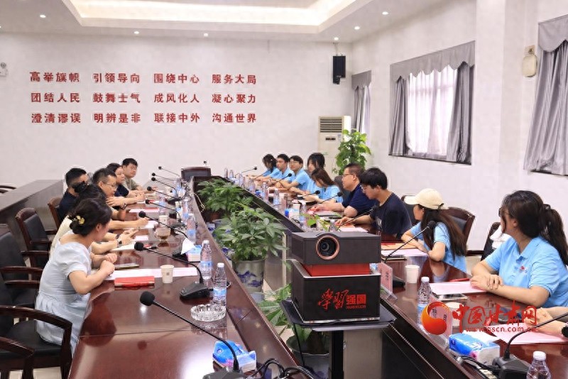 红网新媒体用户数量_兰州大学新闻学子红网参观学习_2025年兰州大学研究生考试新闻传播学试题答案