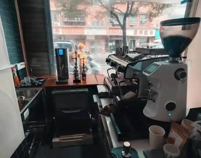 创业失败后的惨淡人生_实体店创业失败案例_90后创业开店失败