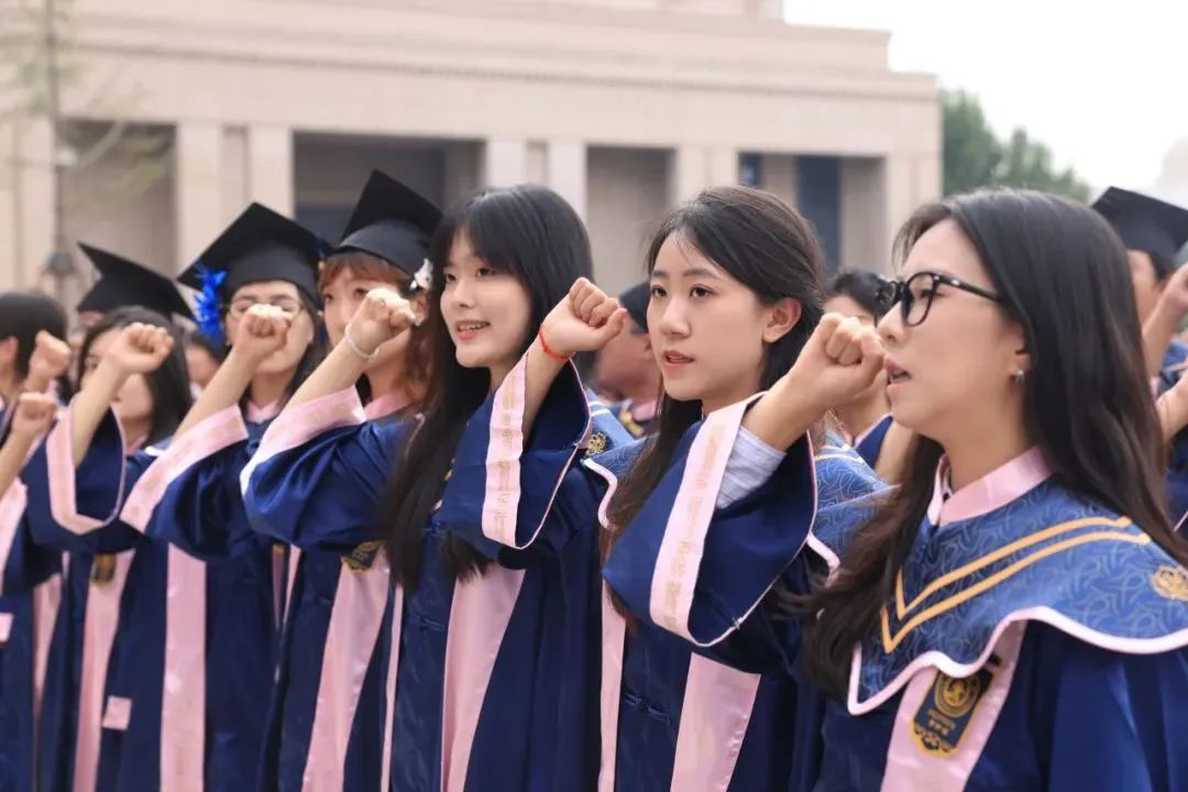 西安交通大学学位授予仪式_西安交通大学毕业_西安交通大学2025年研究生毕业典礼