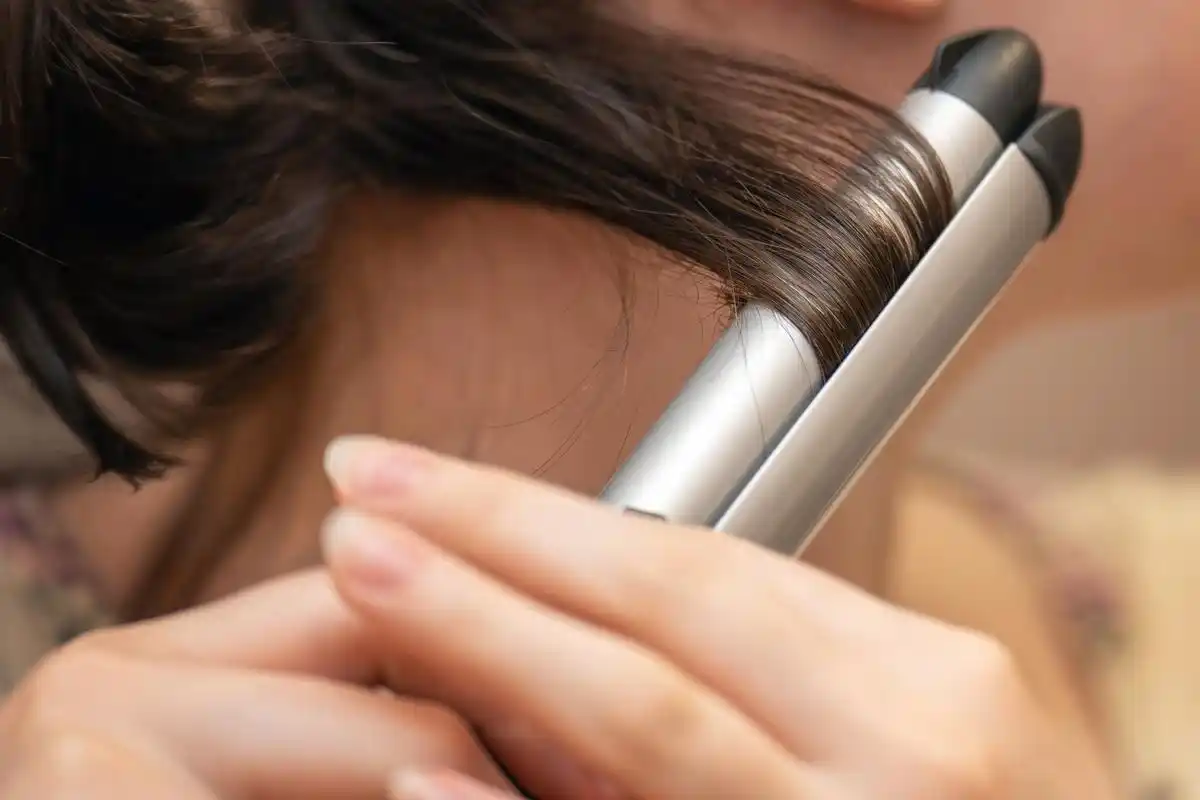 卷发棒新手快速造型神器_卷发棒怎么弄短发好看_冷烫药水敏感头皮安全之选