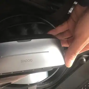 电影机外观酷炫体验_讯道电影机_高清电影机客厅观影