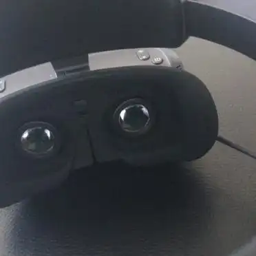 讯道电影机_高清电影机客厅观影_电影机外观酷炫体验